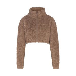 SKIMS TEDDY ZIP UP CROP JACKET